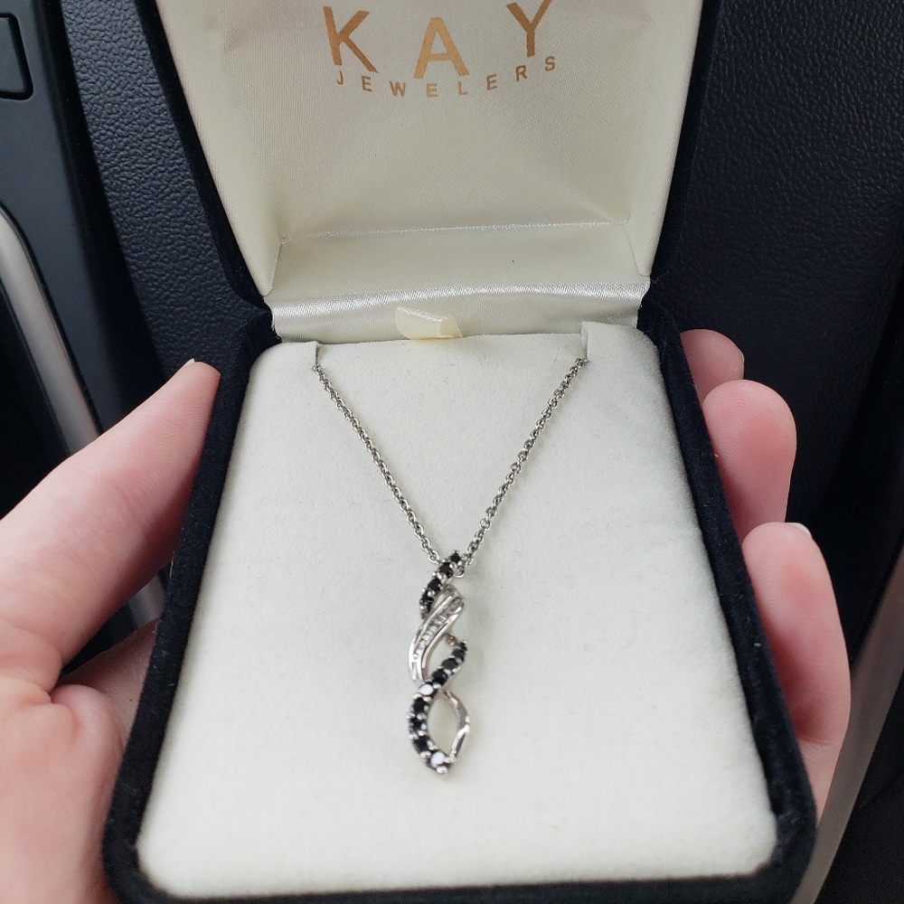 Kay's Diamond Necklace